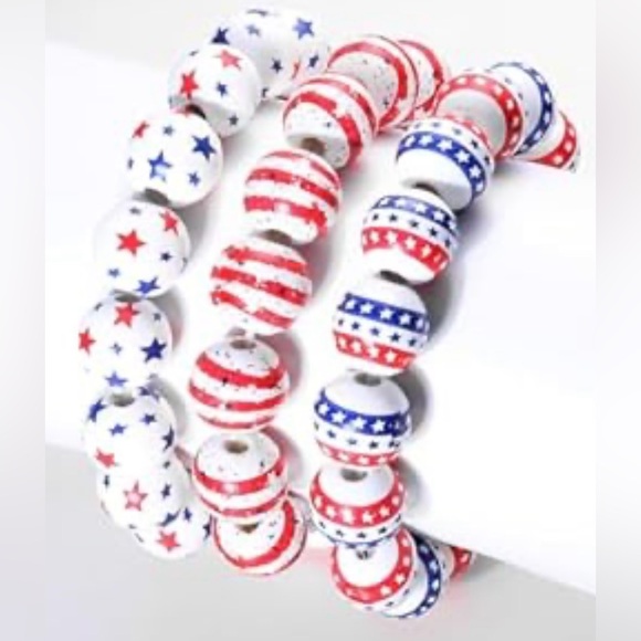 🇺🇸 Set of 8 Patriotic Hand Painted Beaded Bracelets - Picture 1 of 11